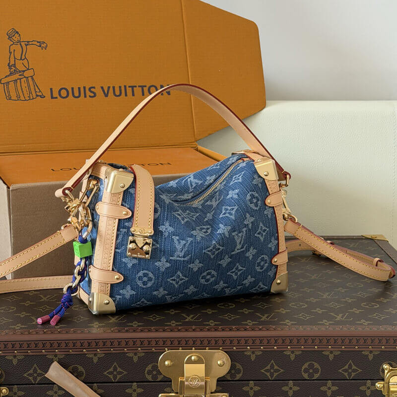 L0vis Vvtt0n Side Trunk MM M27450 Blue Denim