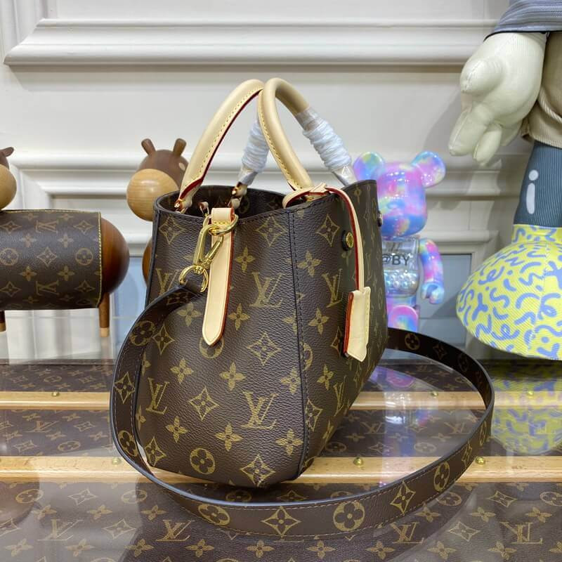 L0vis Vvtt0n Montaigne BB M41055