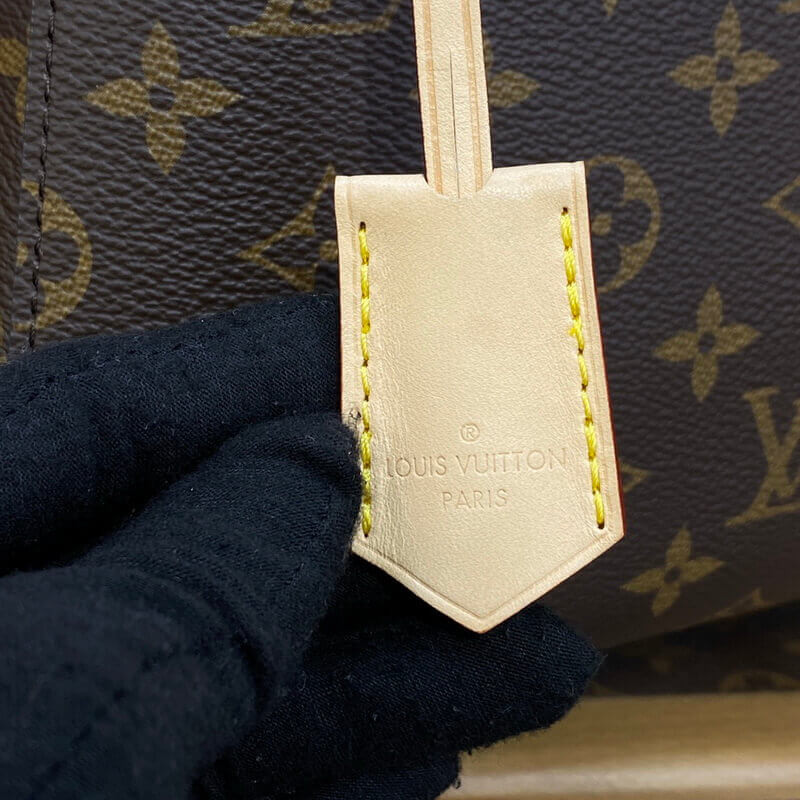 L0vis Vvtt0n Montaigne BB M41055