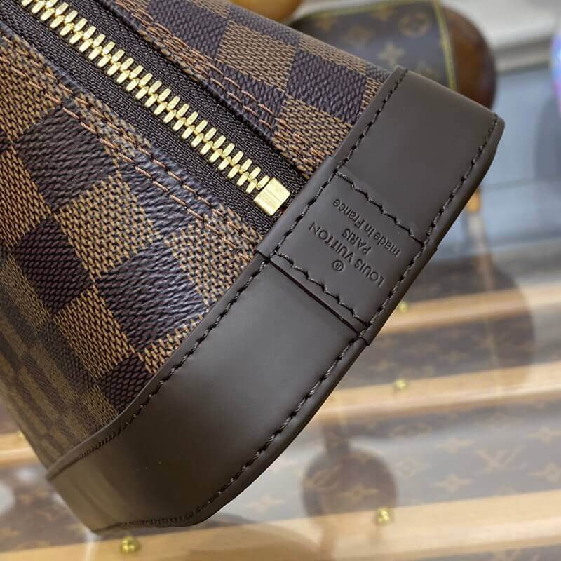 L0vis Vvtt0n Alma BB N41221