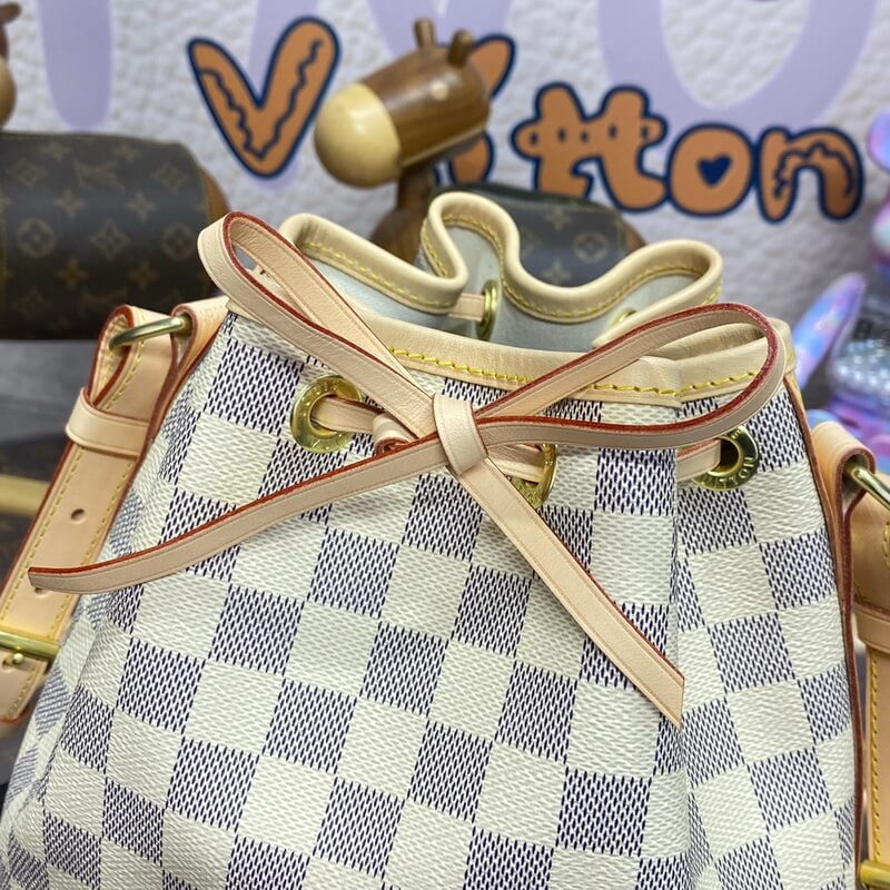 L0vis Vvtt0n Noé BB N40594