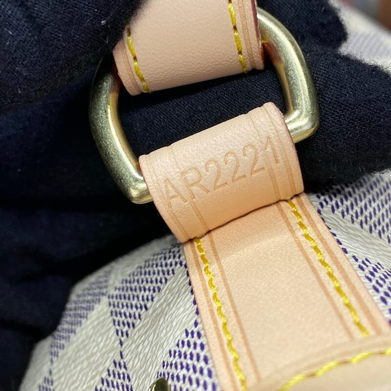 L0vis Vvtt0n Noé BB N40594