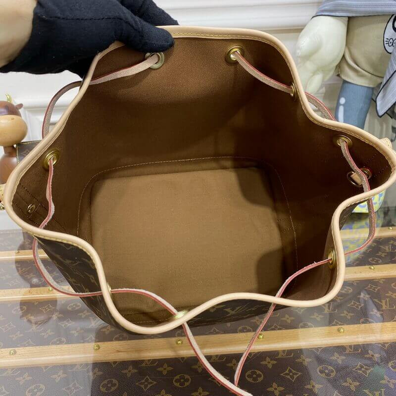 L0vis Vvtt0n Petit Noé M46984