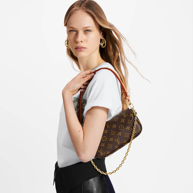 L0vis Vvtt0n Wallet on Chain Ivy M81911