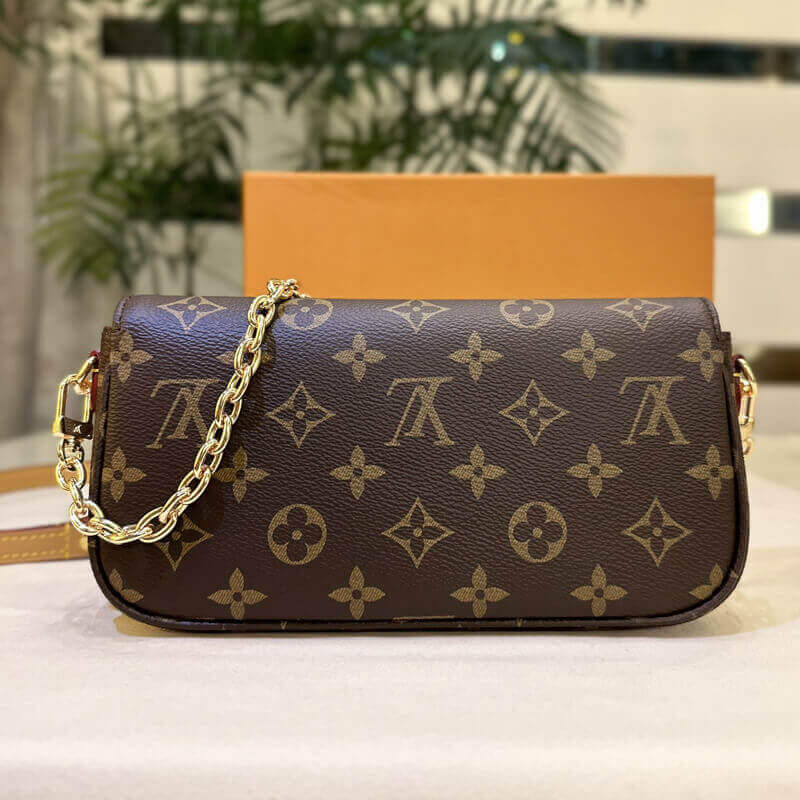 L0vis Vvtt0n Wallet on Chain Ivy M81911