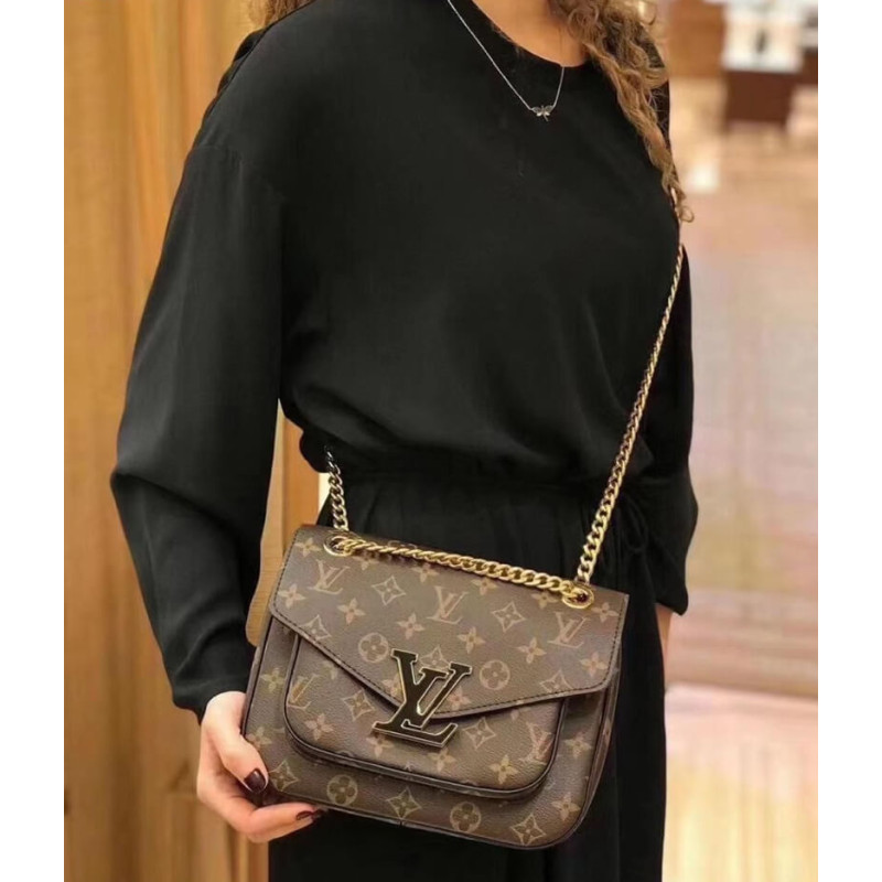 L0vis Vvtt0n Passy Bag M45592