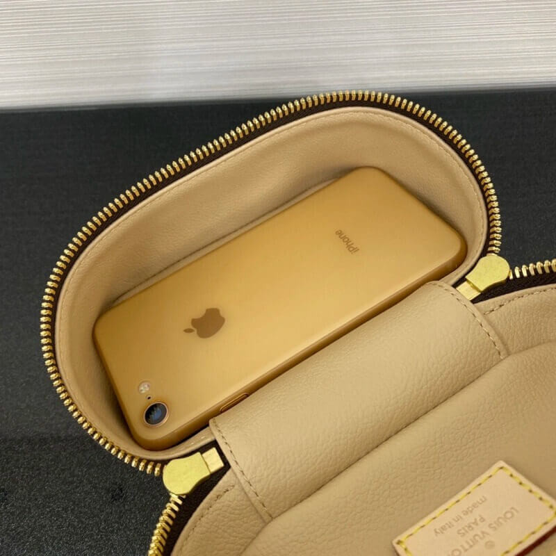 L0vis Vvtt0n Nice Mini M44495