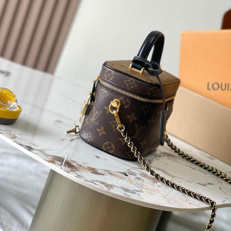 L0vis Vvtt0n Vanity PM M47128