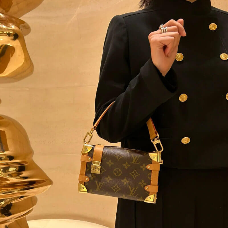 L0vis Vvtt0n M46815 Side Trunk PM