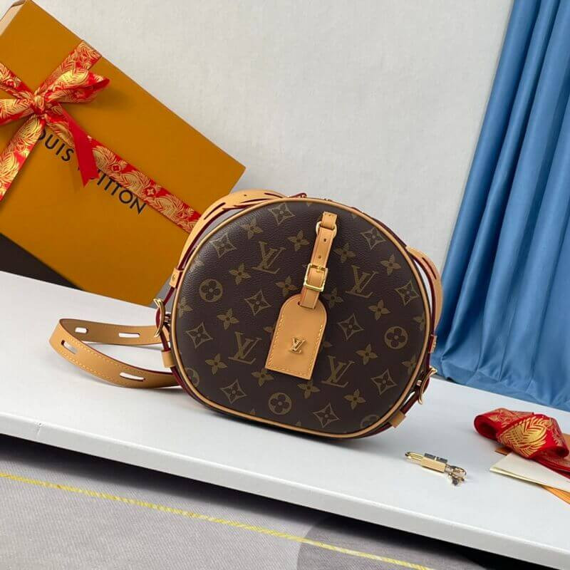 L0vis Vvtt0n Boite Chapeau Souple MM M45647