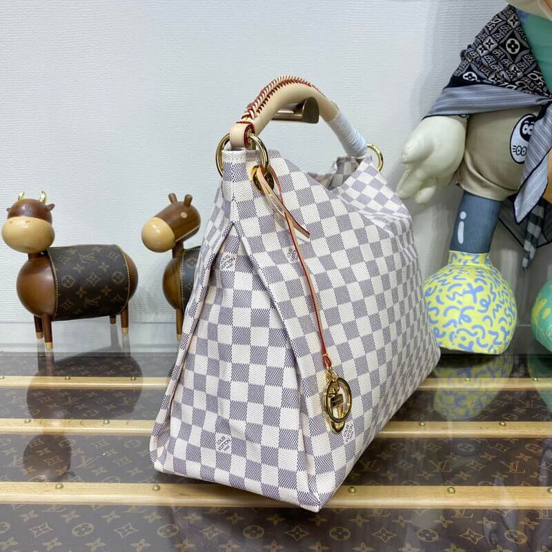 L0vis Vvtt0n Artsy MM N40253