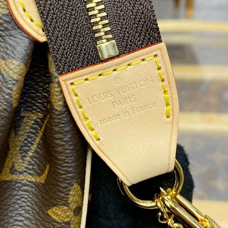 L0vis Vvtt0n Eva Clutch M95567