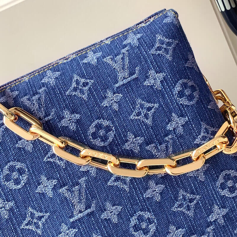 L0vis Vvtt0n Coussin PM M24564