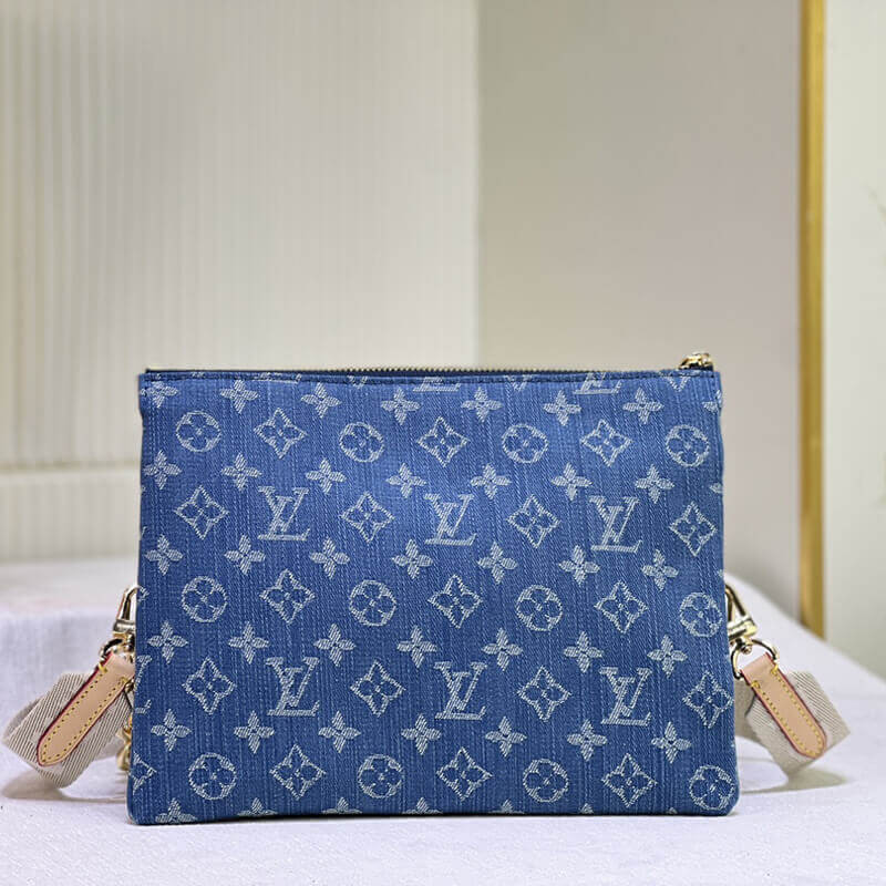 L0vis Vvtt0n Coussin PM M24564