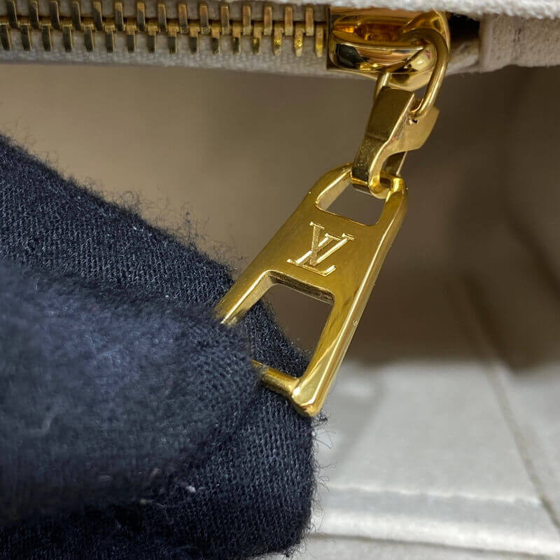 L0vis Vvtt0n Twist MM M21112