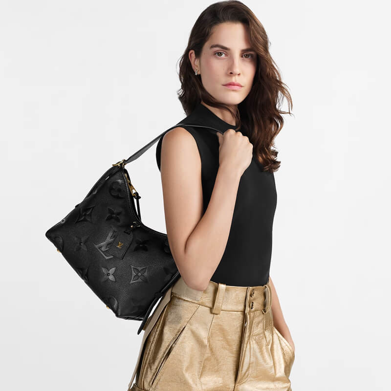 L0vis Vvtt0n M46288 CarryAll PM