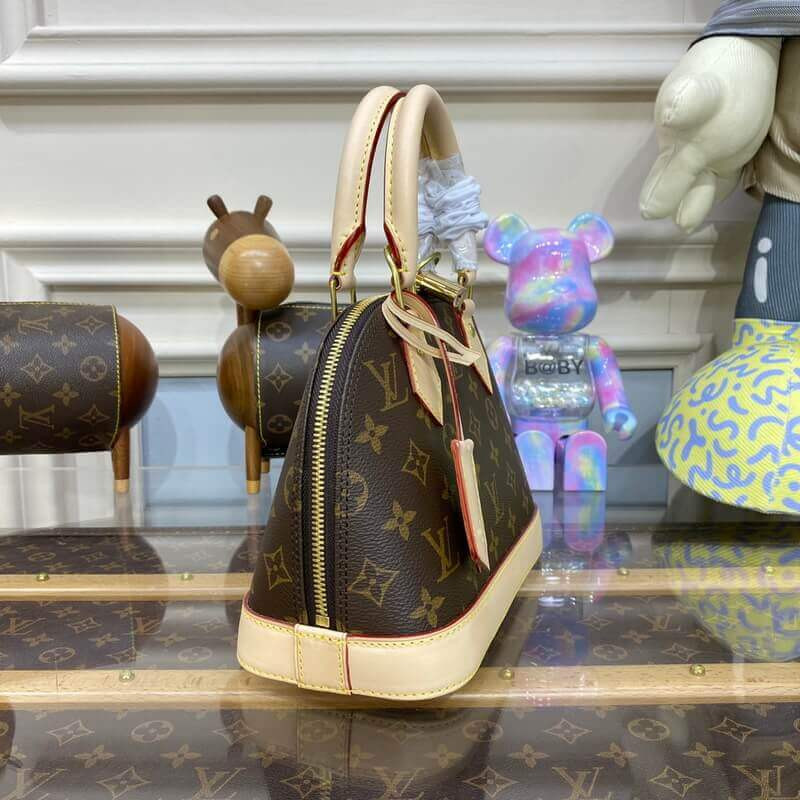 L0vis Vvtt0n Alma BB M46990