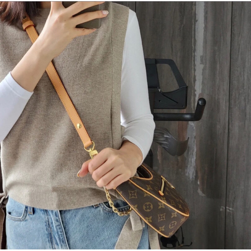 L0vis Vvtt0n M81098 Loop