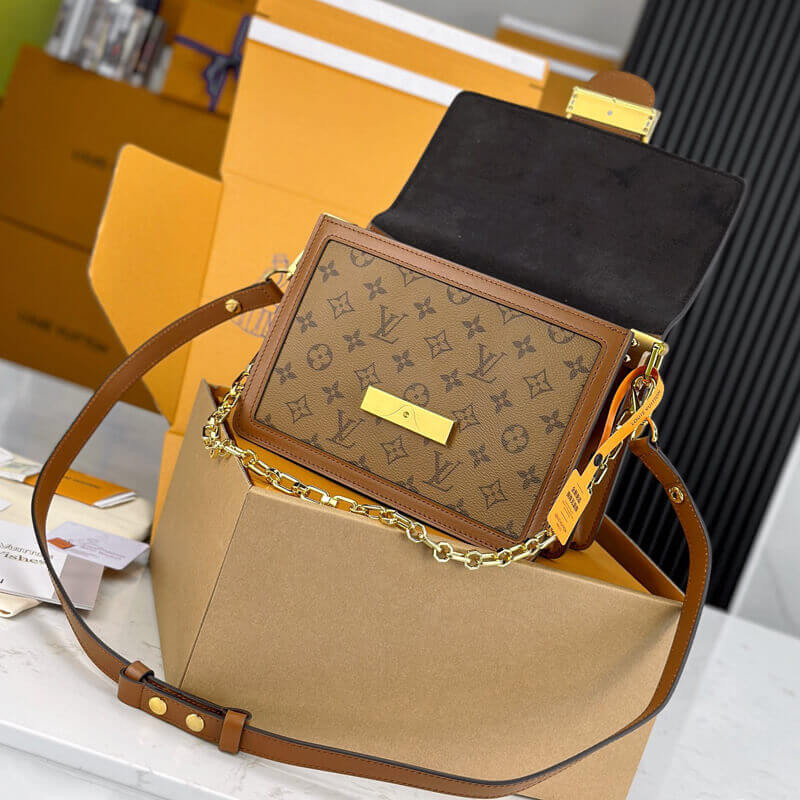 L0vis Vvtt0n M45958 Dauphine MM