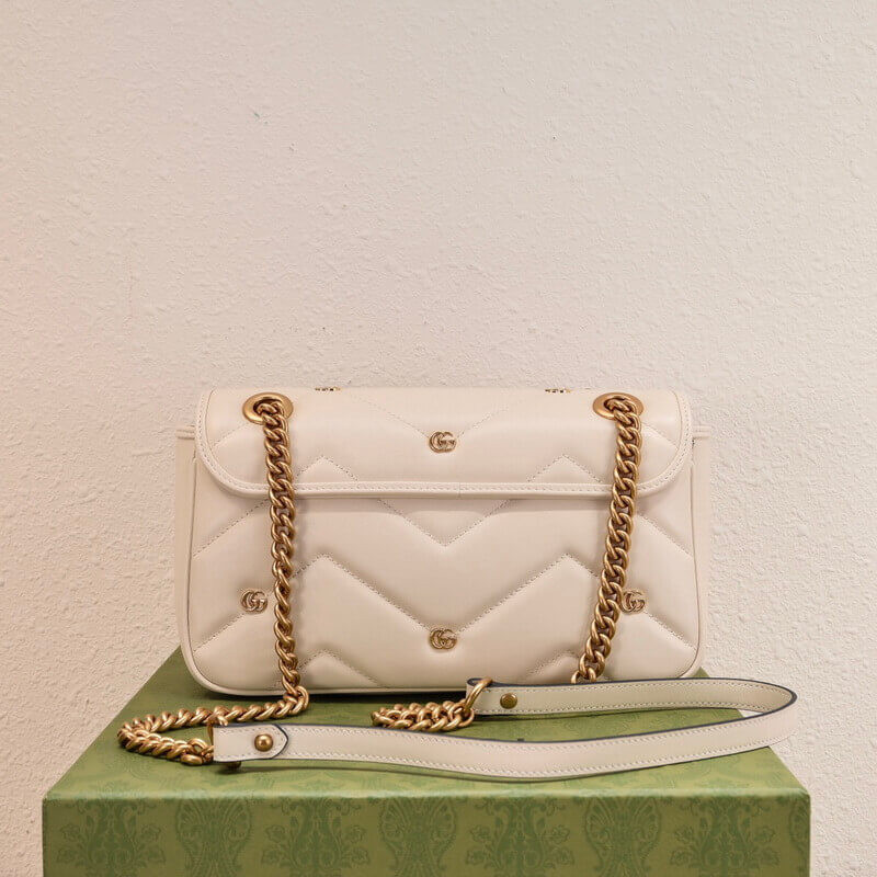 Gvc*1 marmont small with double G studs