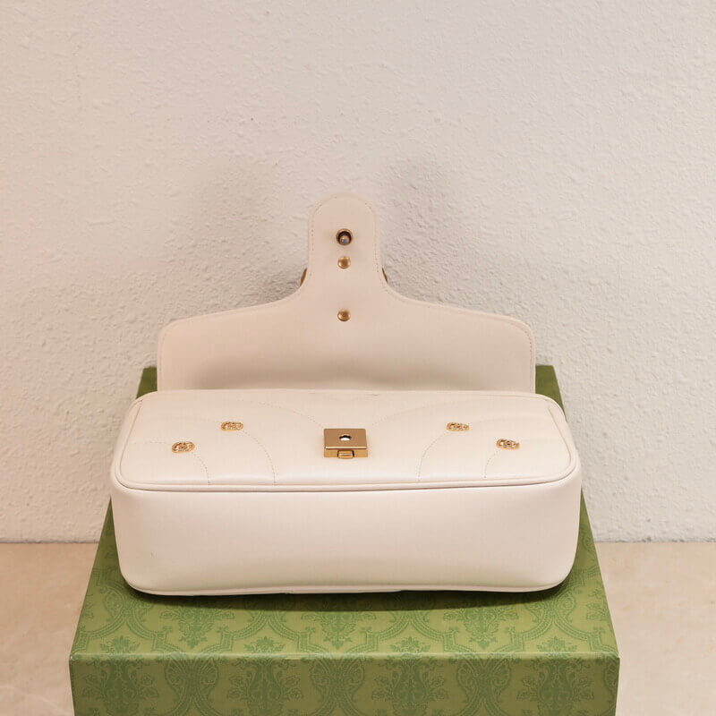 Gvc*1 marmont small with double G studs