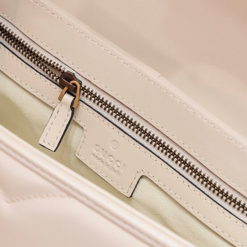 Gvc*1 marmont small with double G studs