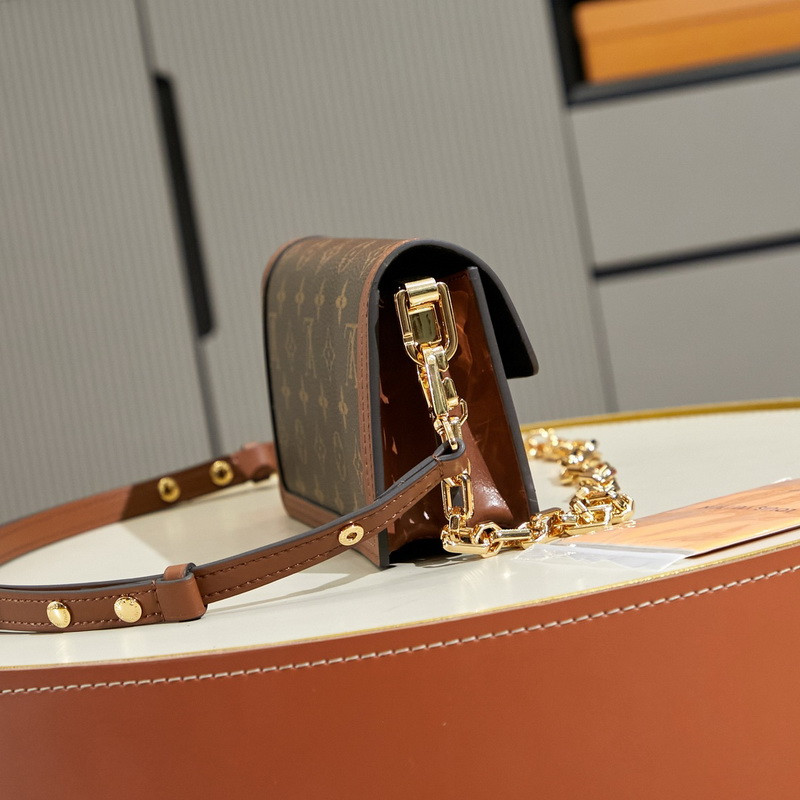 L0vis Vvtt0n M46757 Dauphine East West