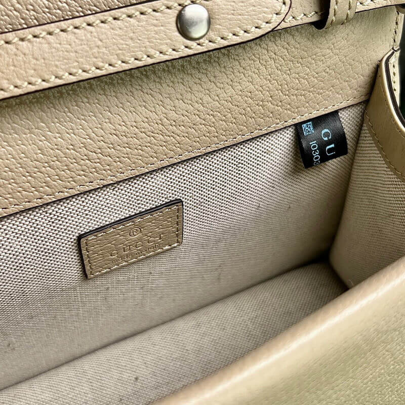 Gvc*1 dionysus top handle beige and white canvas 24x16cm