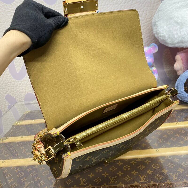 L0vis Vvtt0n M47149 Dauphine Soft GM