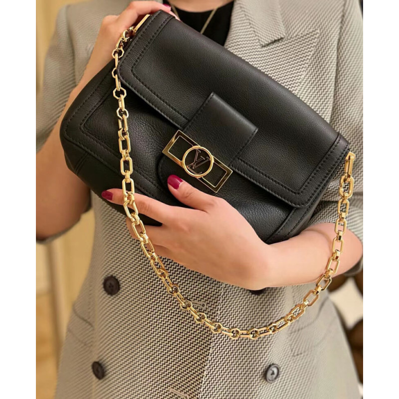 L0vis Vvtt0n Calfskin Dauphine Soft MM