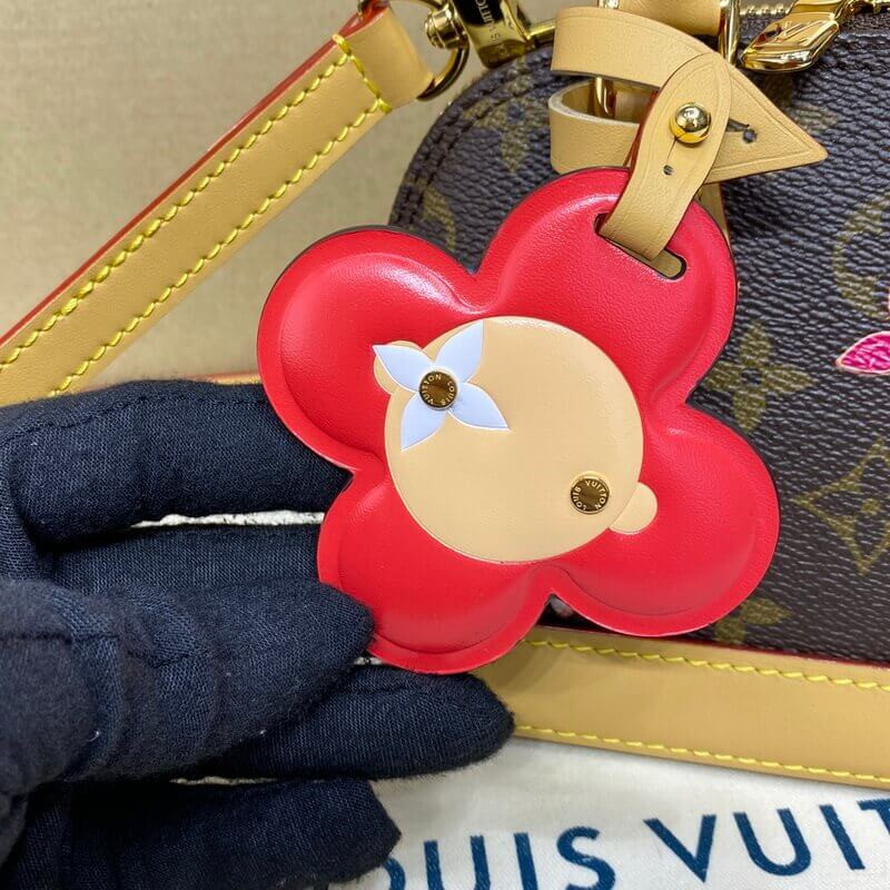 L0vis Vvtt0n Nano Alma M12199