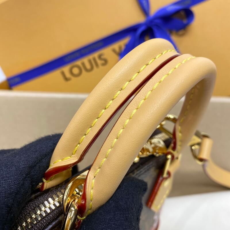 L0vis Vvtt0n Nano Alma M12199