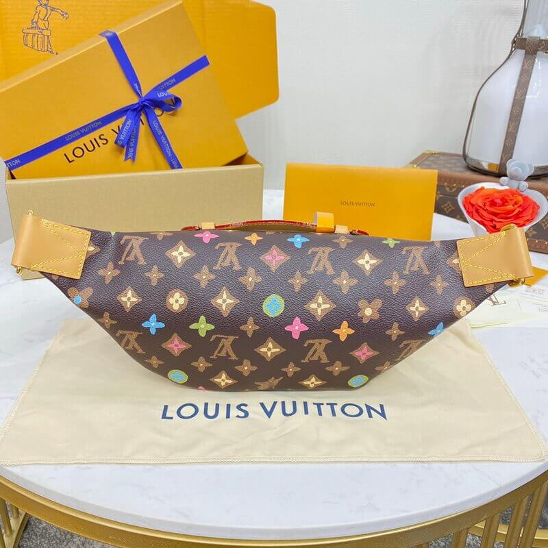 L0vis Vvtt0n Rush Bumbag M24858