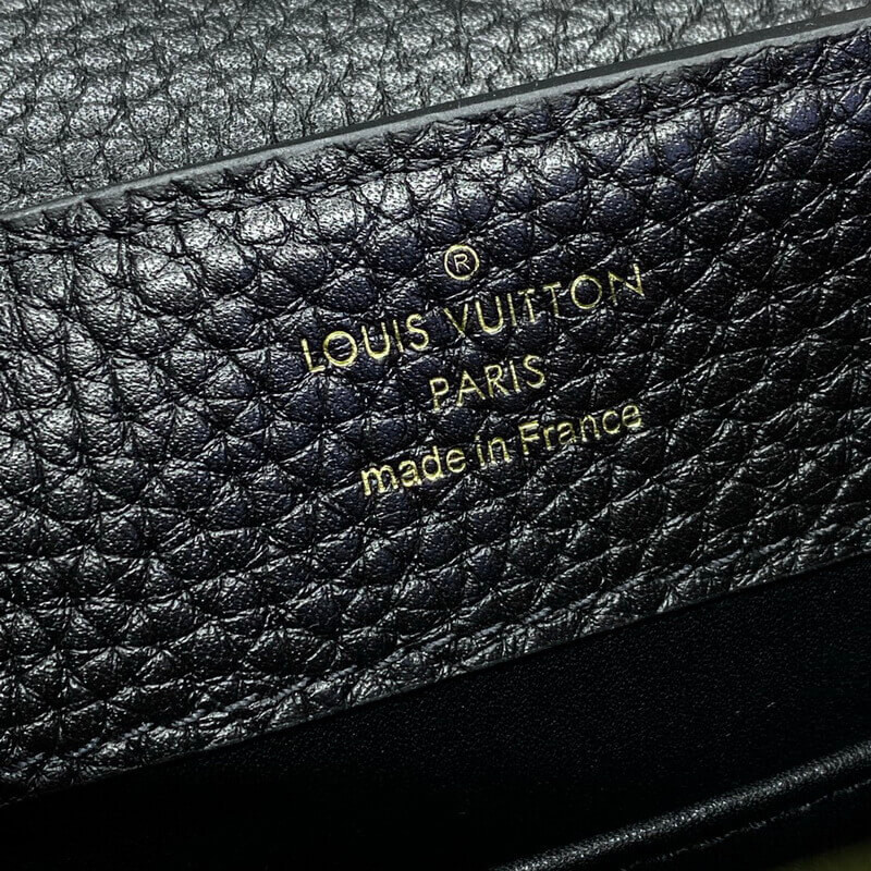 L0vis Vvtt0n Capucines 21cm Black