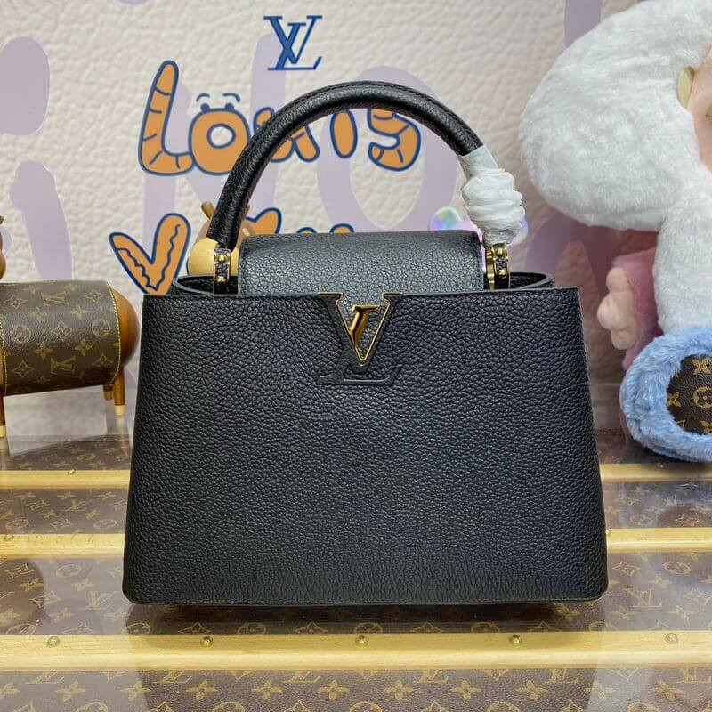 L0vis Vvtt0n Capucines 31cm Black