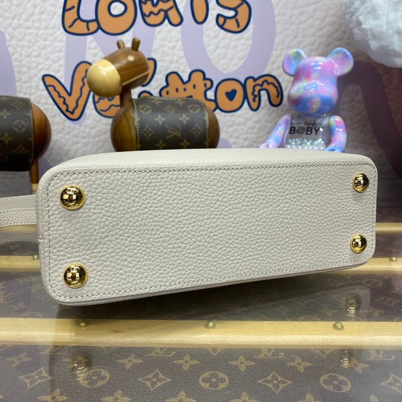 L0vis Vvtt0n Capucines BB Quartz