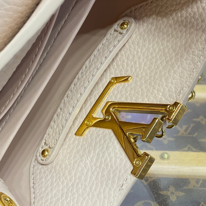 L0vis Vvtt0n Capucines Mini Quartz White