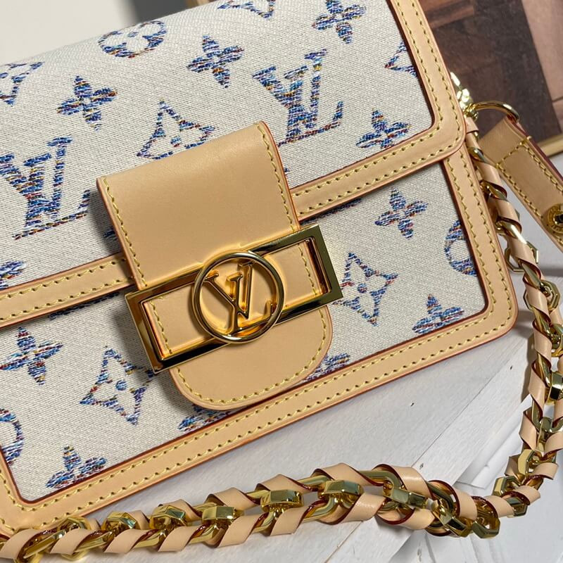 L0vis Vvtt0n Mini Dauphine M24841