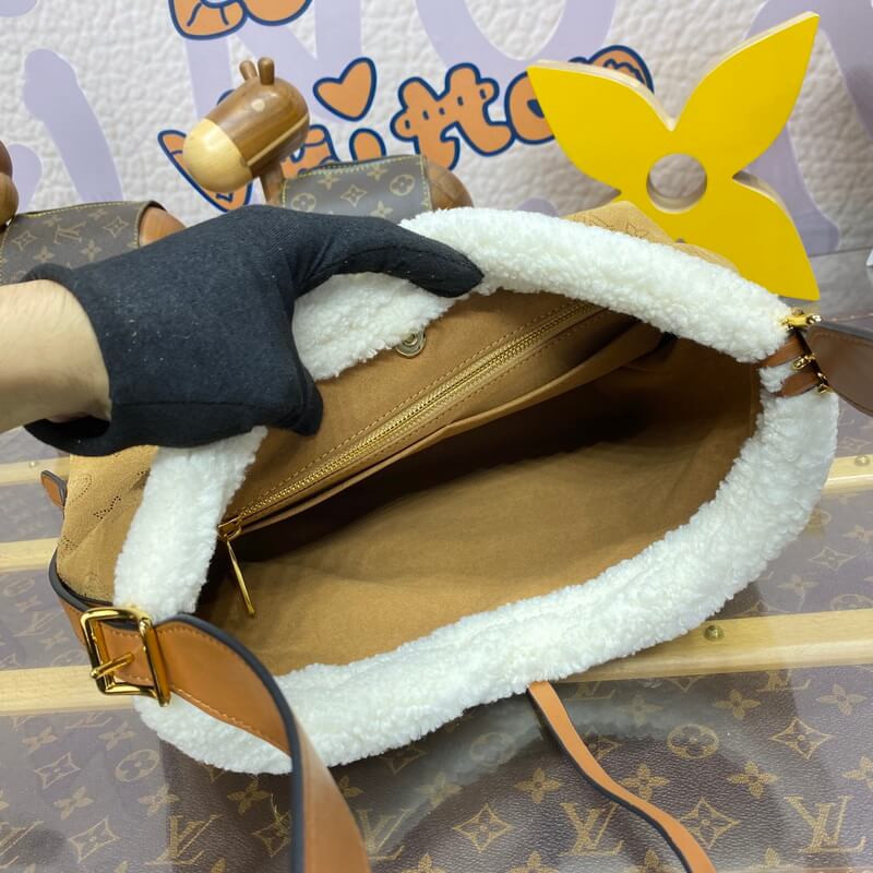 L0vis Vvtt0n CarryAll PM M11843