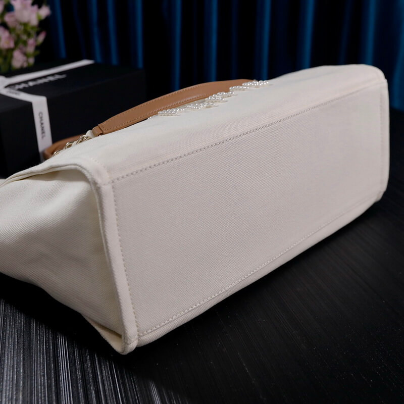 Ch**el Canvas Pearl Large Deauville Tote A66941