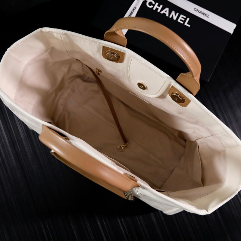 Ch**el Canvas Pearl Large Deauville Tote A66941