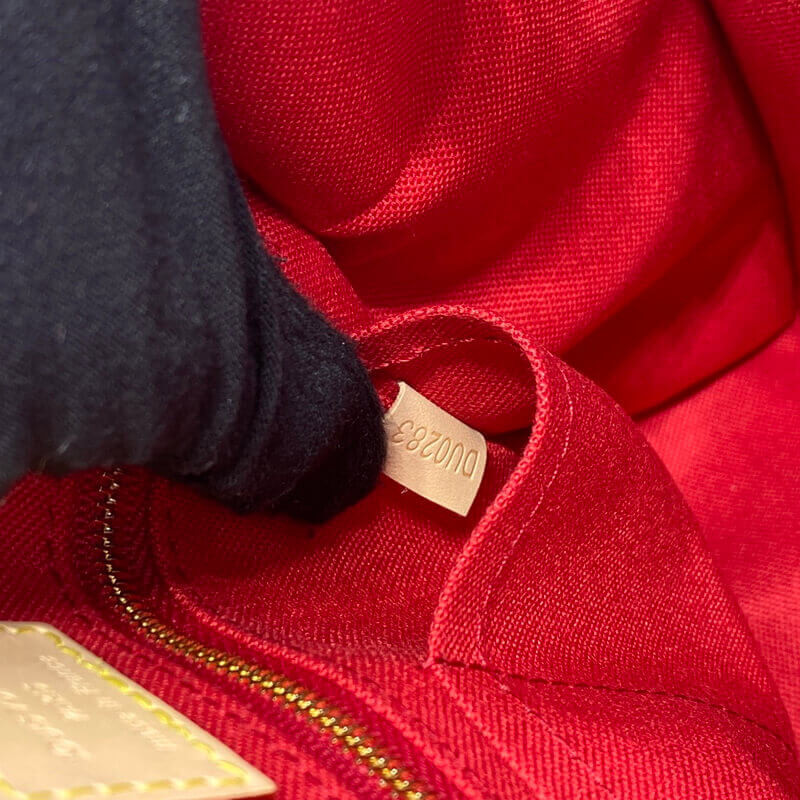 L0vis Vvtt0n Sac Plat BB M46265