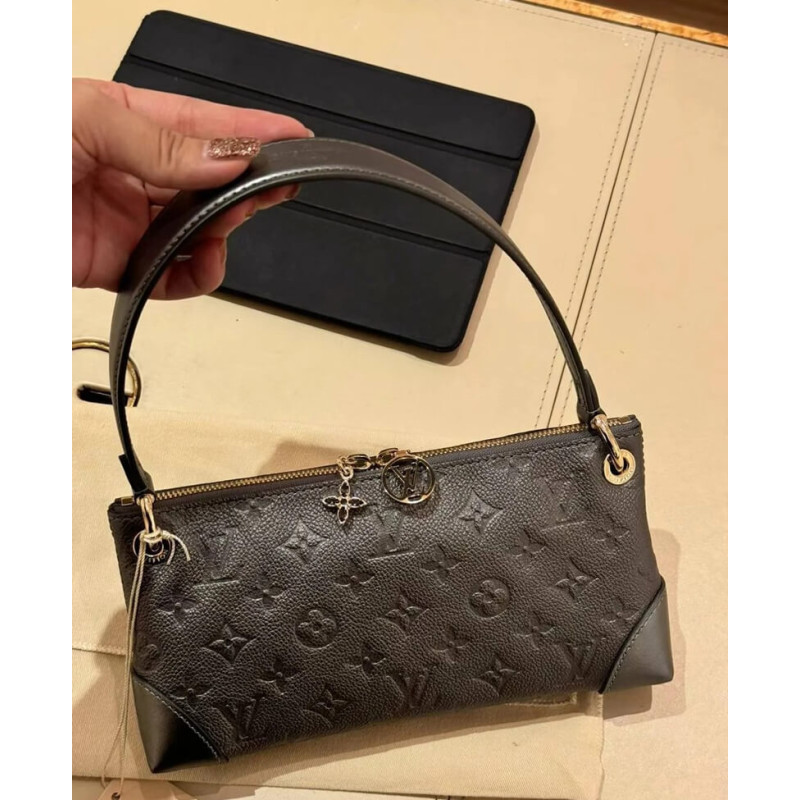 L0vis Vvtt0n Pochette Sèvres M12174