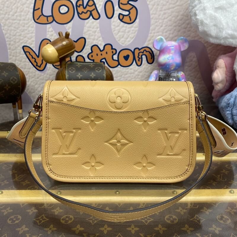 L0vis Vvtt0n Diane M11817 Arizona