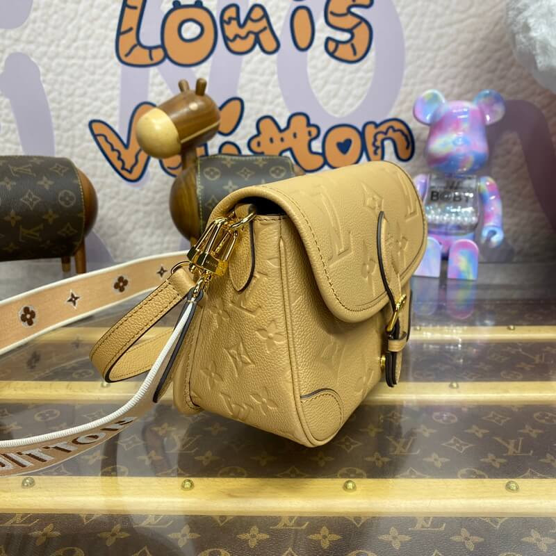 L0vis Vvtt0n Diane M11817 Arizona