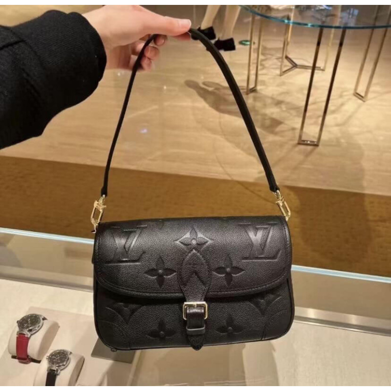 L0vis Vvtt0n Diane M46386 Black