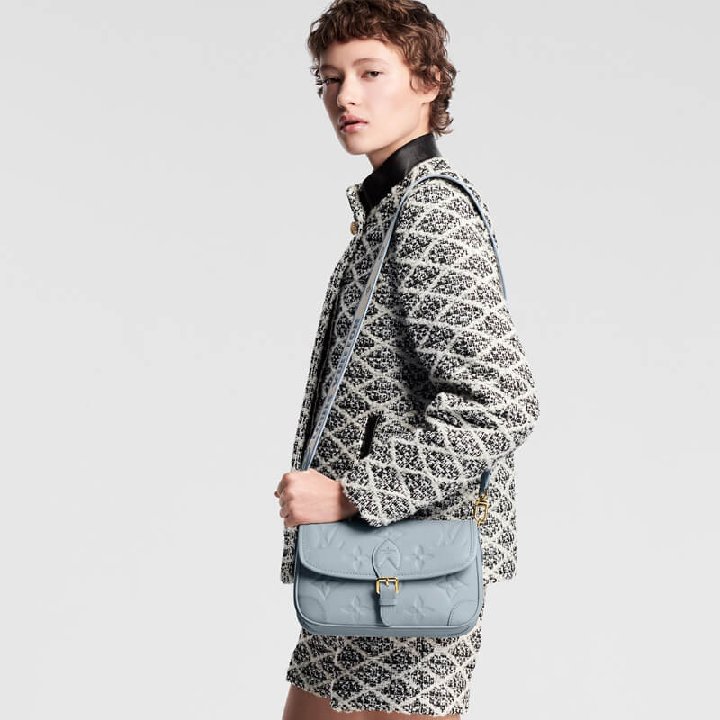 L0vis Vvtt0n Diane M46846 Blue Hour