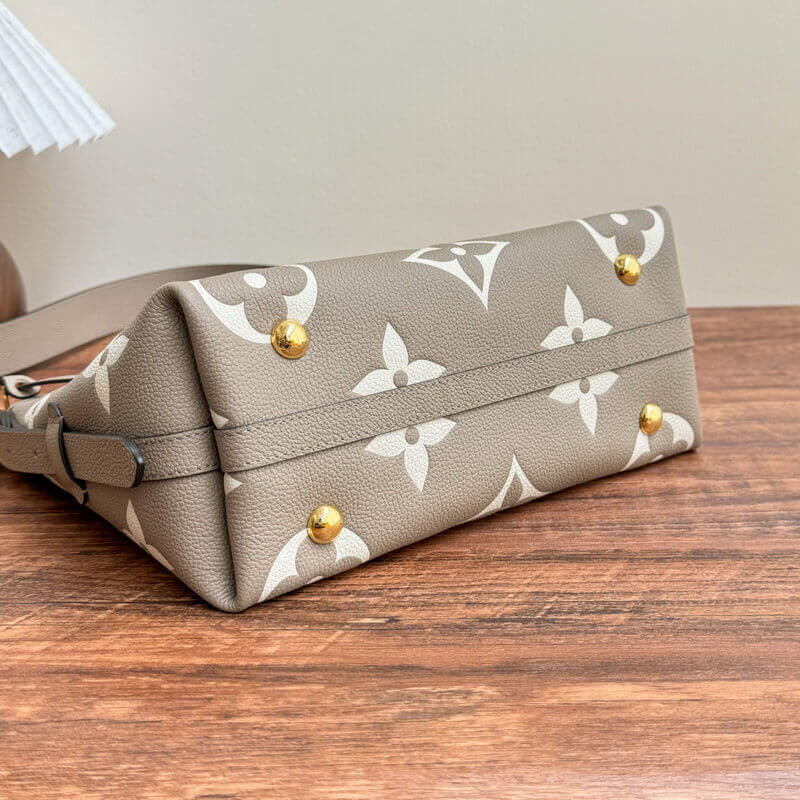 L0vis Vvtt0n CarryAll PM M47180