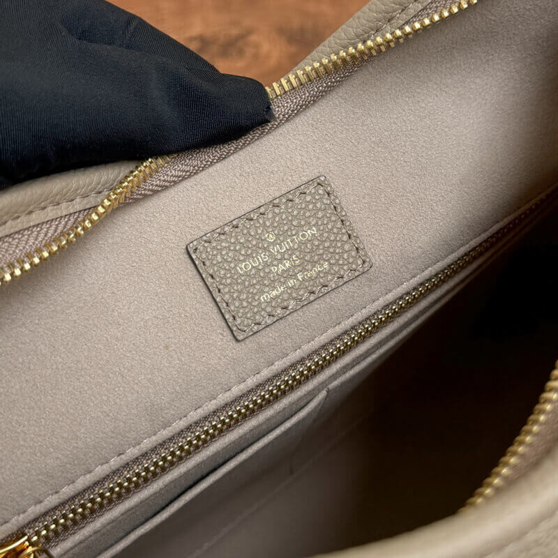 L0vis Vvtt0n CarryAll PM M47180