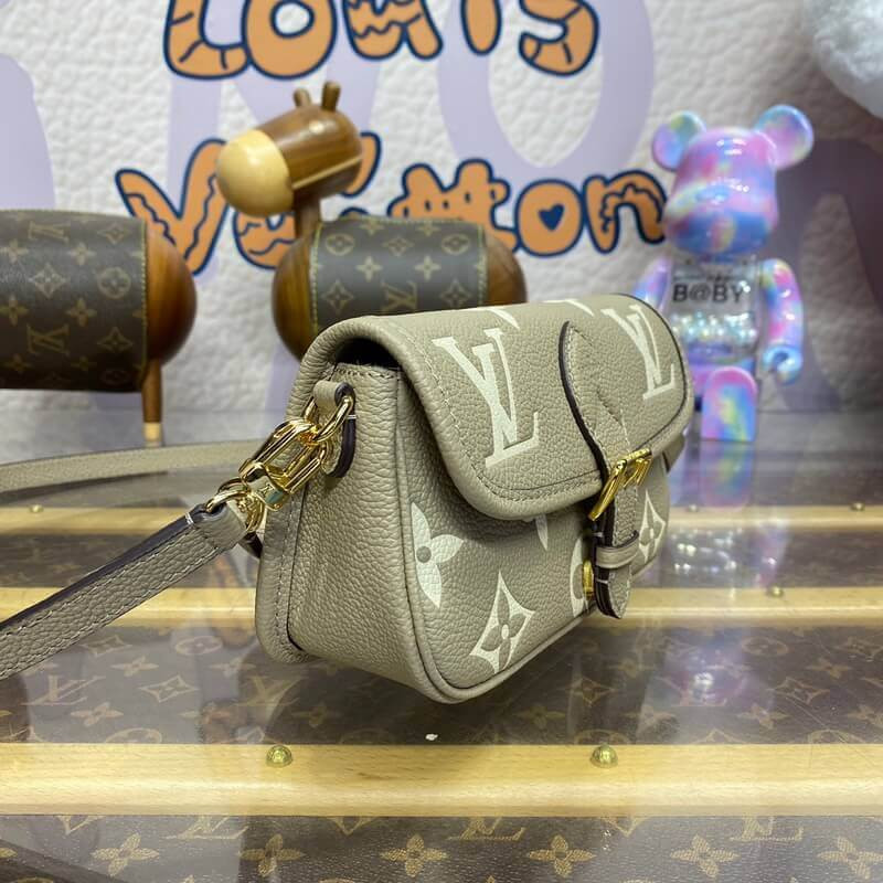 L0vis Vvtt0n Nano Diane M83300